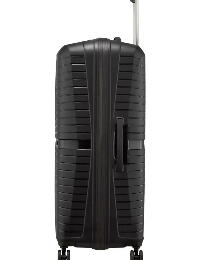 American Tourister Airconic 77cm Spinner Suitcase in Black