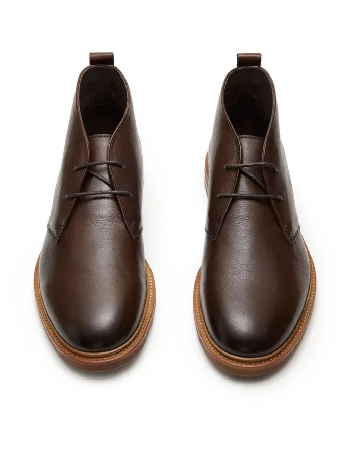 Aquila Ollie Leather Chukka Boots in Brown