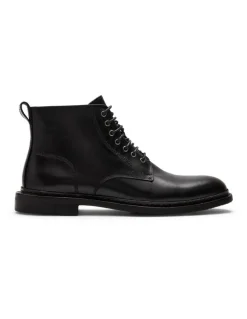 Aquila Vedder Lace-Up Boots in Black