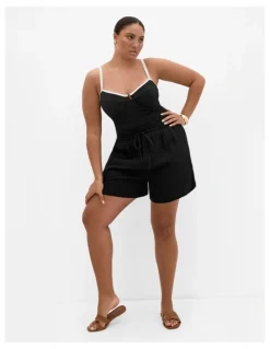 City Chic Plus Size Elly Short in black