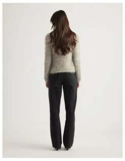 Decjuba Mai Fluffy V Neck Knit Jumper