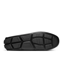Kenneth Cole Stan Loafer in Black