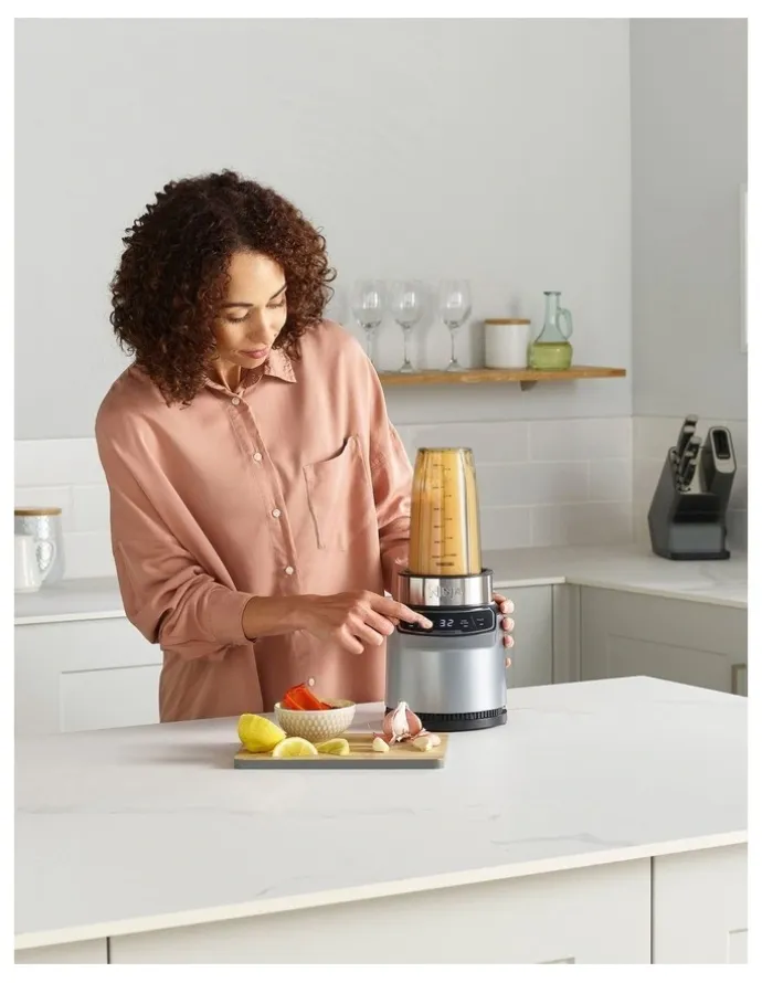 Ninja Nutri-Blender Pro with Auto-iQ in Black/Silver