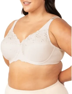 Triumph Embroidered Minimizer Underwire Bra